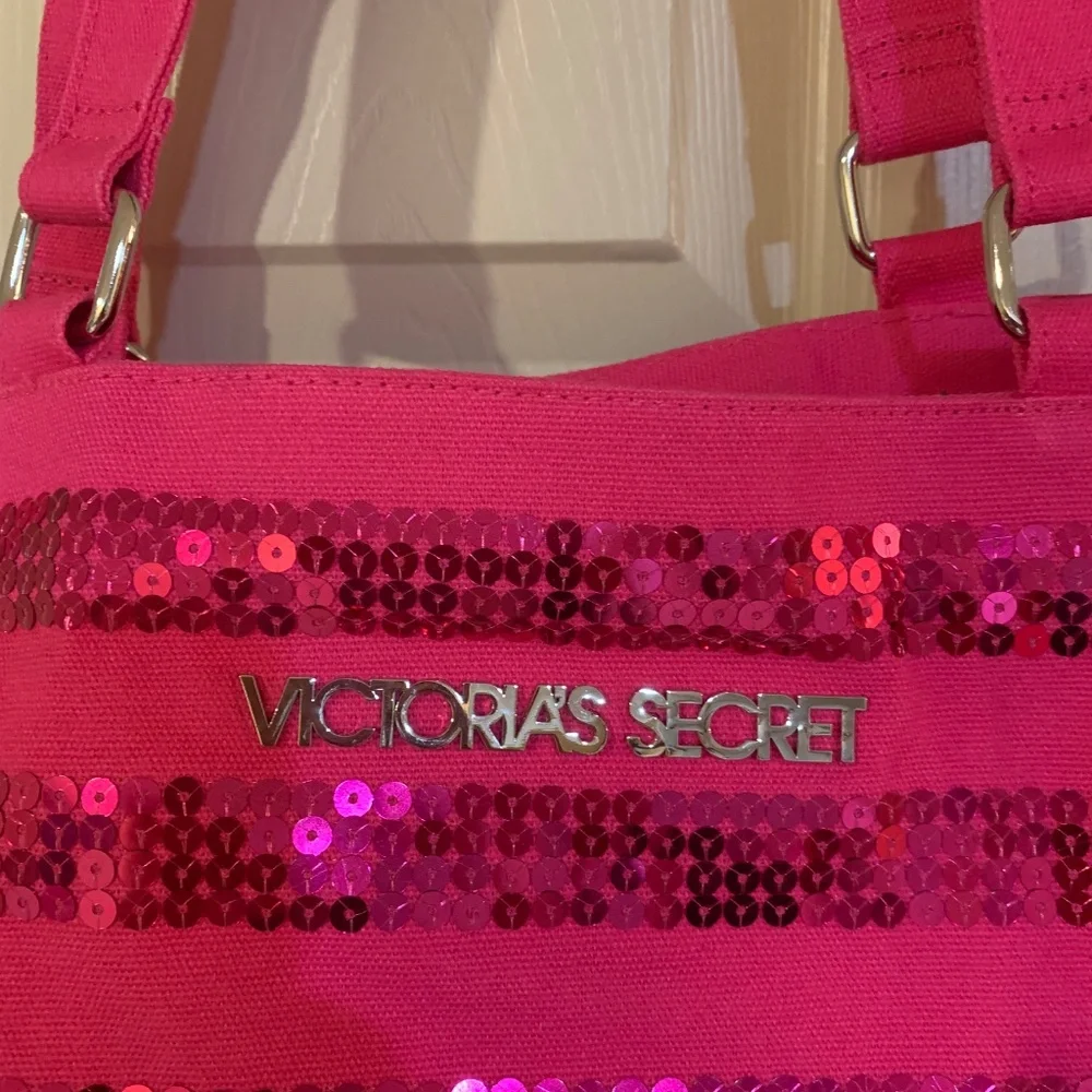 NWOT Victoria’s Secret Pink Canvas Sequin Tote Bag